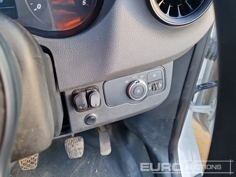 Carrinha de caixa aberta 2019 Mercedes Sprinter 316: foto 30 Carrinha de caixa aberta 2019 Mercedes Sprinter 316: foto 30