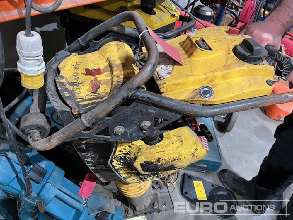 2020 Bomag BT60 - Máquina de asfalto: foto 2 2020 Bomag BT60 - Máquina de asfalto: foto 2