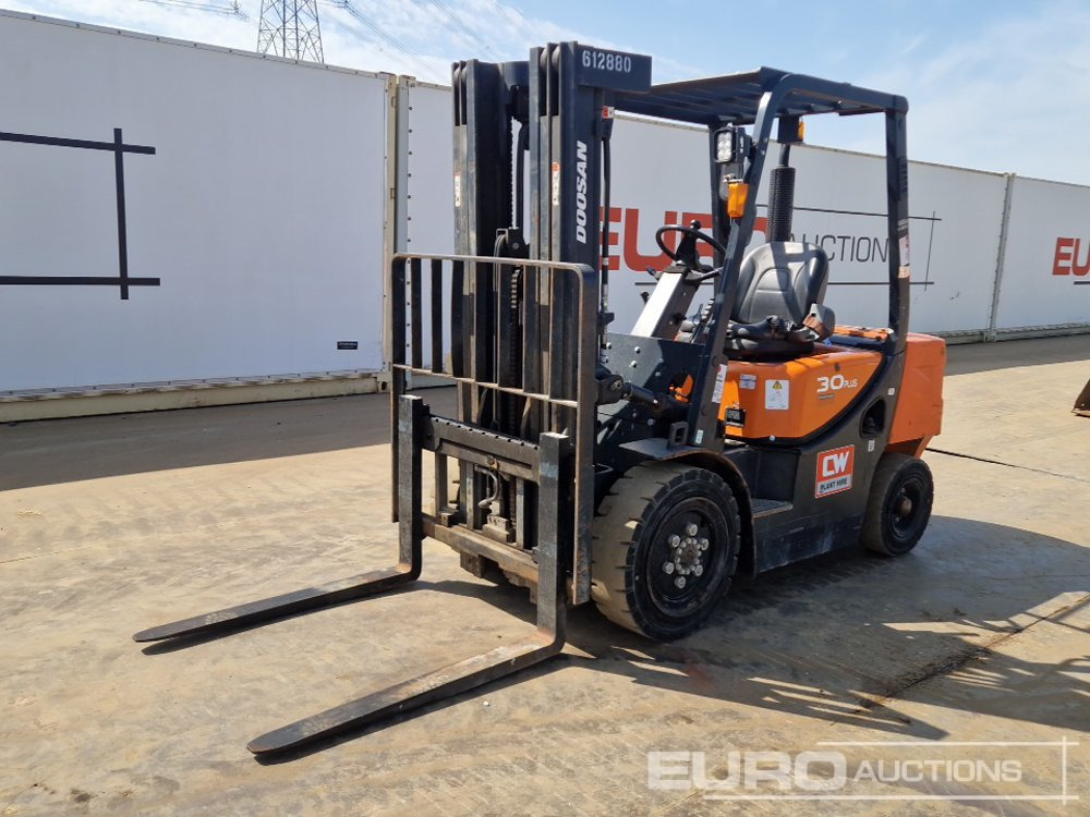 2020 Doosan D30GP - Empilhadeira: foto 1 2020 Doosan D30GP - Empilhadeira: foto 1