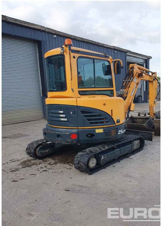 2020 Hyundai ROBEX25Z-9AK - Mini escavadeira: foto 3 2020 Hyundai ROBEX25Z-9AK - Mini escavadeira: foto 3