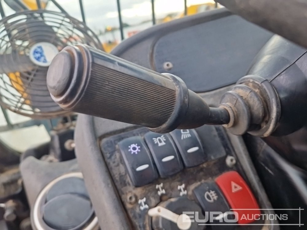 Empilhador telescópico 2020 JCB 540-200: foto 40