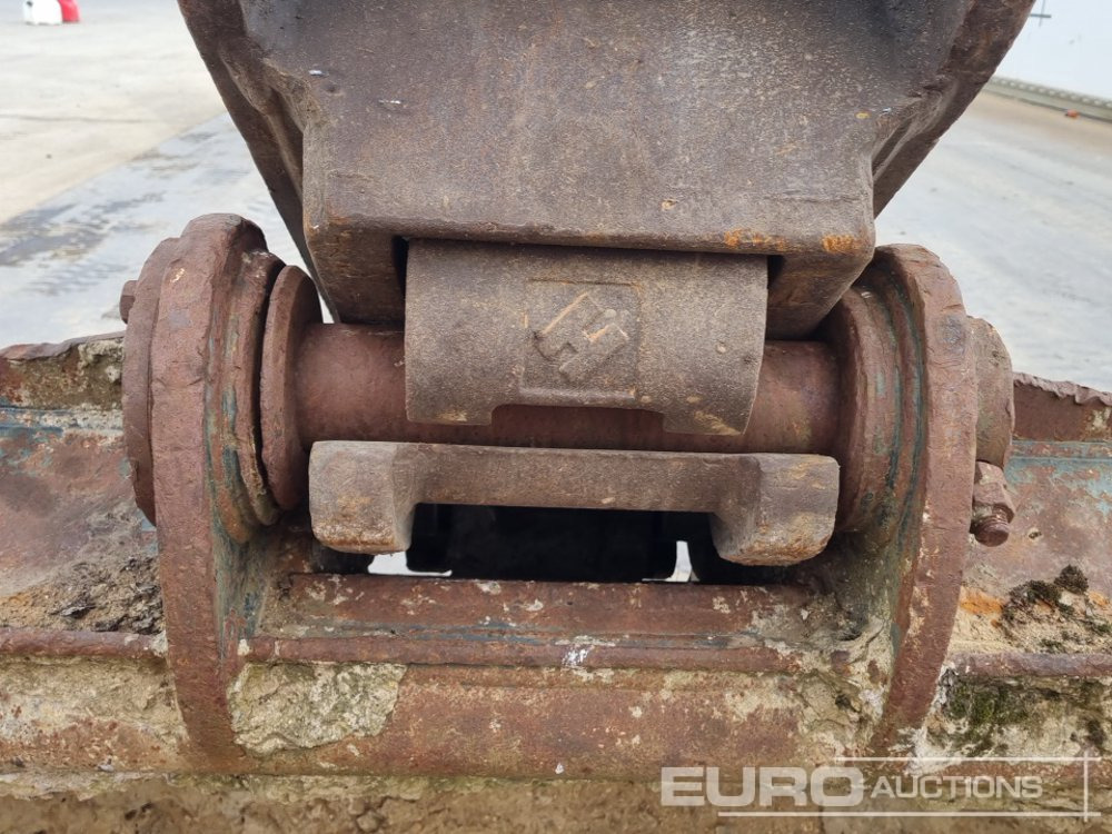 Escavadora de rastos 2020 Komatsu HB215LC-3: foto 36