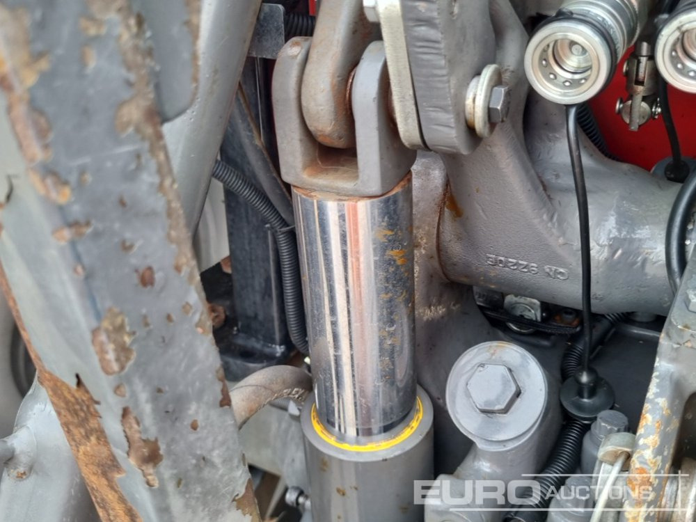Trator 2020 Massey Ferguson MF4708: foto 17