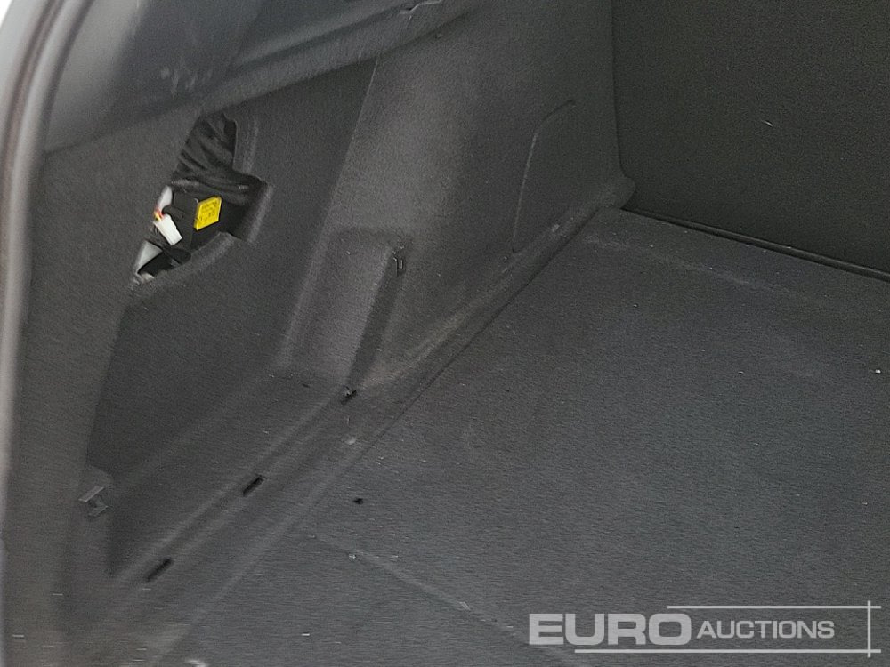 Automóvel 2020 Peugeot 308: foto 16
