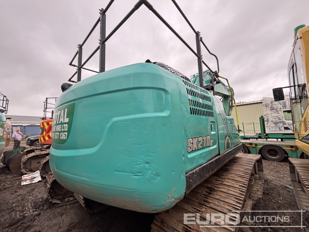 2021 Kobelco SK210LC-10E - Escavadora de rastos: foto 4 2021 Kobelco SK210LC-10E - Escavadora de rastos: foto 4