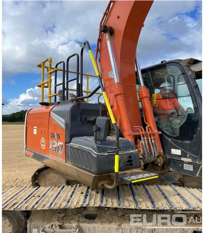 2022 Hitachi ZX130LCN-7 - Escavadora de rastos: foto 4 2022 Hitachi ZX130LCN-7 - Escavadora de rastos: foto 4