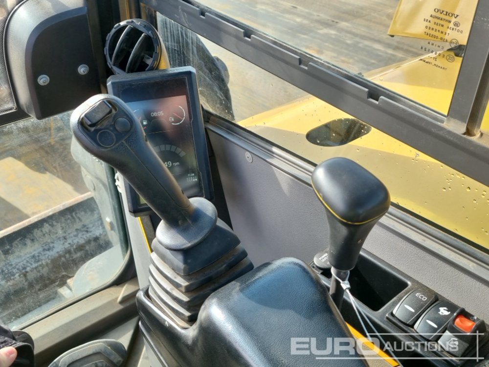 Mini escavadeira 2022 Volvo ECR88D: foto 46