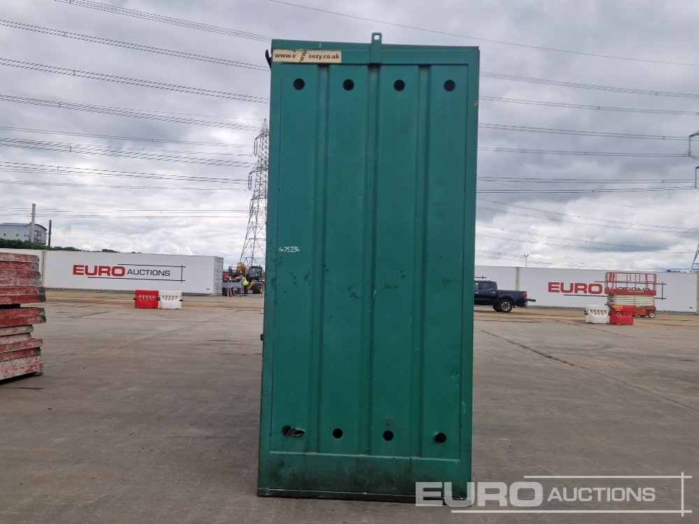 28' x 5' IBC Storage Unit (Cannot Be Reconsigned) - Contentor marítimo: foto 2 28' x 5' IBC Storage Unit (Cannot Be Reconsigned) - Contentor marítimo: foto 2