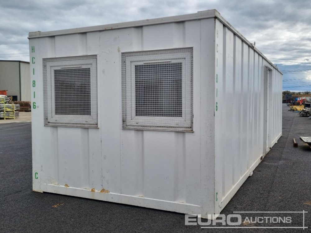 32' x 10' Canteen (Cannot Be Reconsigned) - Contentor marítimo: foto 3 32' x 10' Canteen (Cannot Be Reconsigned) - Contentor marítimo: foto 3