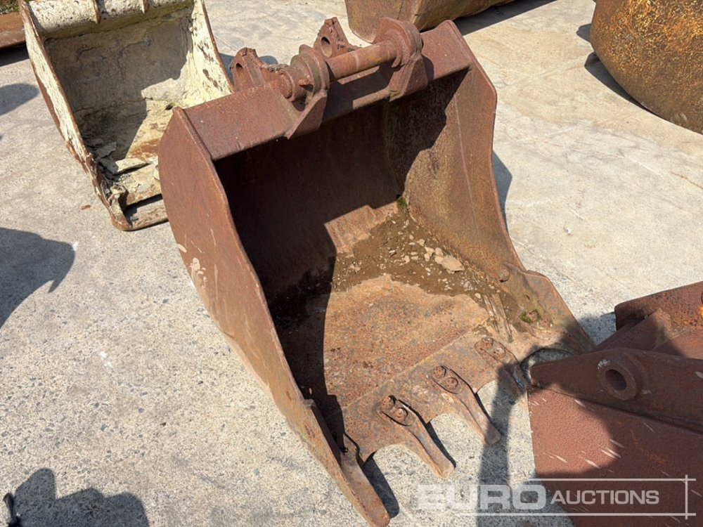 36" Digging Bucket 45mm Pin to suit 4-6 Ton Excavator - Balde: foto 1 36" Digging Bucket 45mm Pin to suit 4-6 Ton Excavator - Balde: foto 1