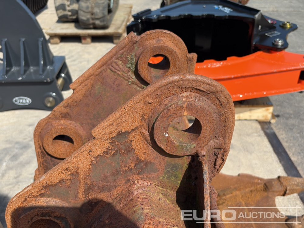 36" Digging Bucket 45mm Pin to suit 4-6 Ton Excavator - Balde: foto 5 36" Digging Bucket 45mm Pin to suit 4-6 Ton Excavator - Balde: foto 5