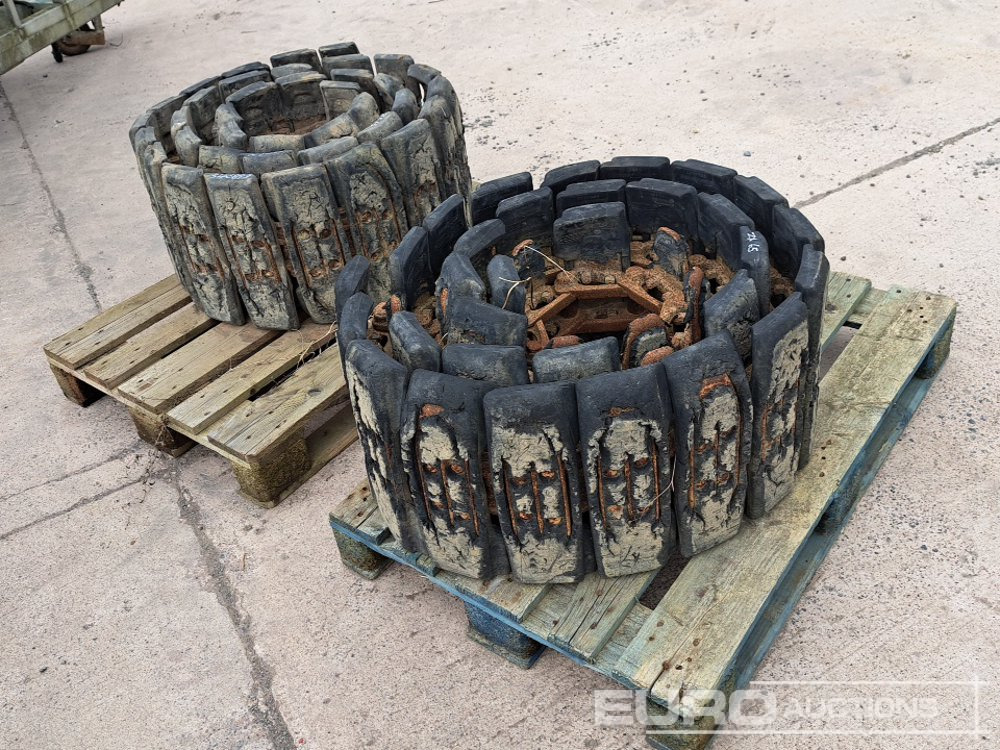 400mm City Block Track Group to suit 6 Ton Excavator (2 of) Plastic Vandal Guard Set (3 of) - Rasto por Máquina de construção: foto 1 400mm City Block Track Group to suit 6 Ton Excavator (2 of) Plastic Vandal Guard Set (3 of) - Rasto por Máquina de construção: foto 1