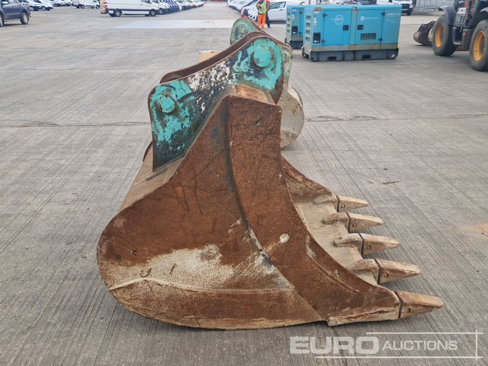 48" Digging Bucket 80mm Pun to suit 20 Ton Excavator - Balde: foto 2 48" Digging Bucket 80mm Pun to suit 20 Ton Excavator - Balde: foto 2