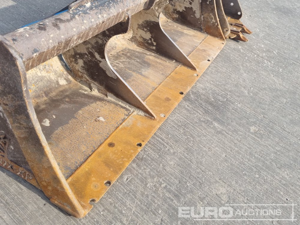 Balde 60" Ditching, 18" Digging Bucket 45mm Pin to suit 4-6 Ton Excavator: foto 13