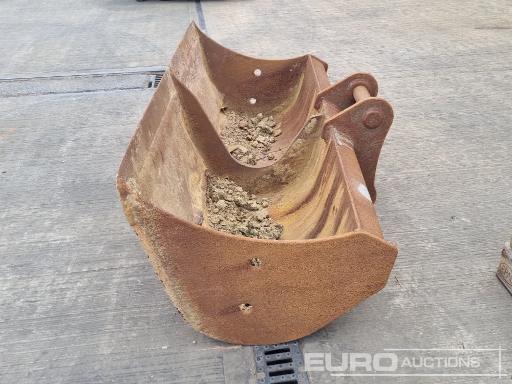 70" Ditching Bucket 65mm Pin to suit 13 Ton Excavator - Balde: foto 2 70" Ditching Bucket 65mm Pin to suit 13 Ton Excavator - Balde: foto 2