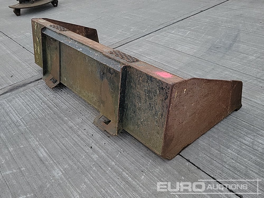 72" Loading Bucket to suit Skidsteer Loader - Balde: foto 5 72" Loading Bucket to suit Skidsteer Loader - Balde: foto 5
