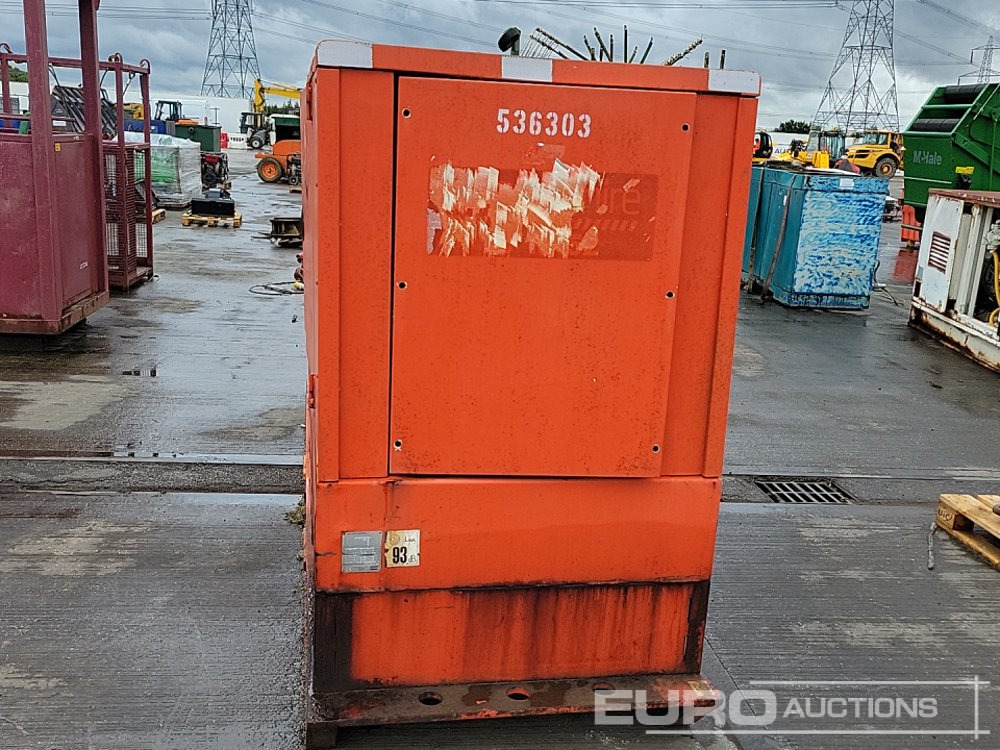 Atlas Copco 100kVA Generator, 4 Cylnder Engine - Gerador elétrico: foto 4 Atlas Copco 100kVA Generator, 4 Cylnder Engine - Gerador elétrico: foto 4