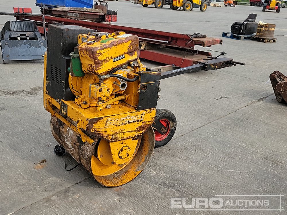 Benford Single Drum Vibrating Pedestian Roller - Máquina de asfalto: foto 1 Benford Single Drum Vibrating Pedestian Roller - Máquina de asfalto: foto 1