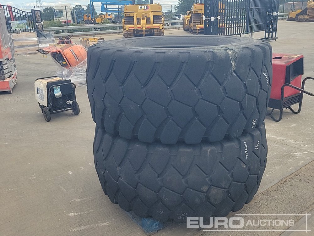 Bridgestone 26.6R25 Tyre (2 of) - Pneu: foto 1 Bridgestone 26.6R25 Tyre (2 of) - Pneu: foto 1