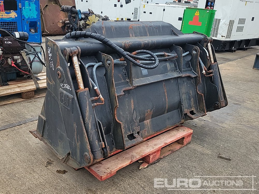 CAT 72 " 4 in 1 Bucket to suit Compact Wheeled Loader - Balde: foto 3 CAT 72 " 4 in 1 Bucket to suit Compact Wheeled Loader - Balde: foto 3