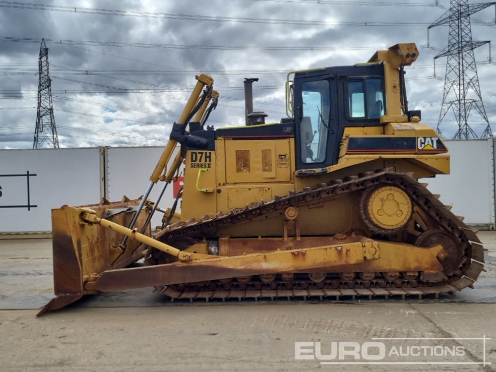 CAT D7H LGP - Buldôzer: foto 2 CAT D7H LGP - Buldôzer: foto 2