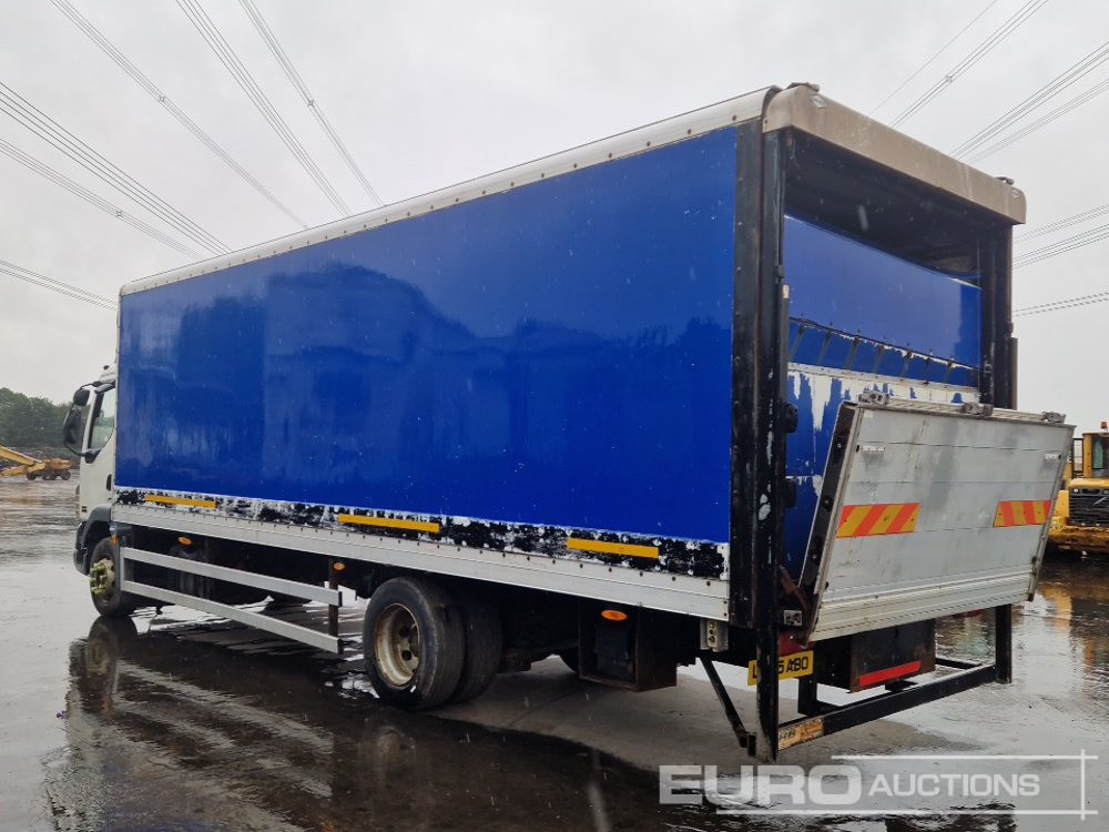 DAF 55-220 - Camião furgão: foto 3 DAF 55-220 - Camião furgão: foto 3