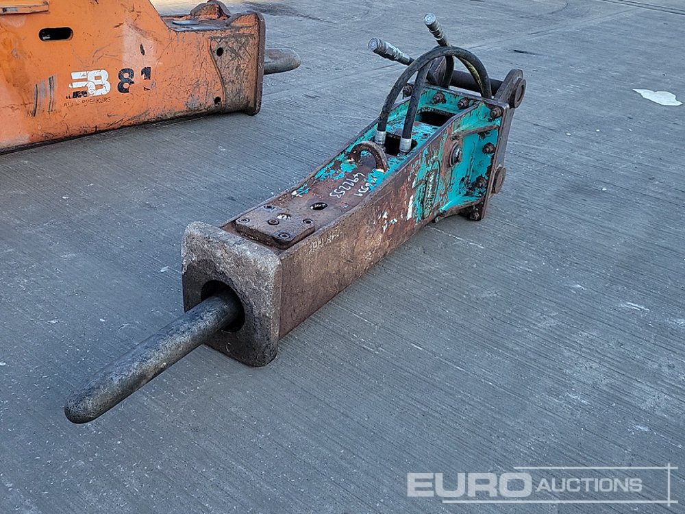 Demaco Hydraulic Breaker 65mm Pin to suit 13 Ton Excavator - Martelo hidráulico: foto 1 Demaco Hydraulic Breaker 65mm Pin to suit 13 Ton Excavator - Martelo hidráulico: foto 1