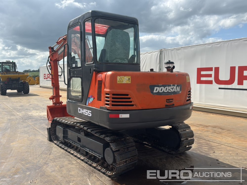 Doosan DH55-7 - Mini escavadeira: foto 3 Doosan DH55-7 - Mini escavadeira: foto 3