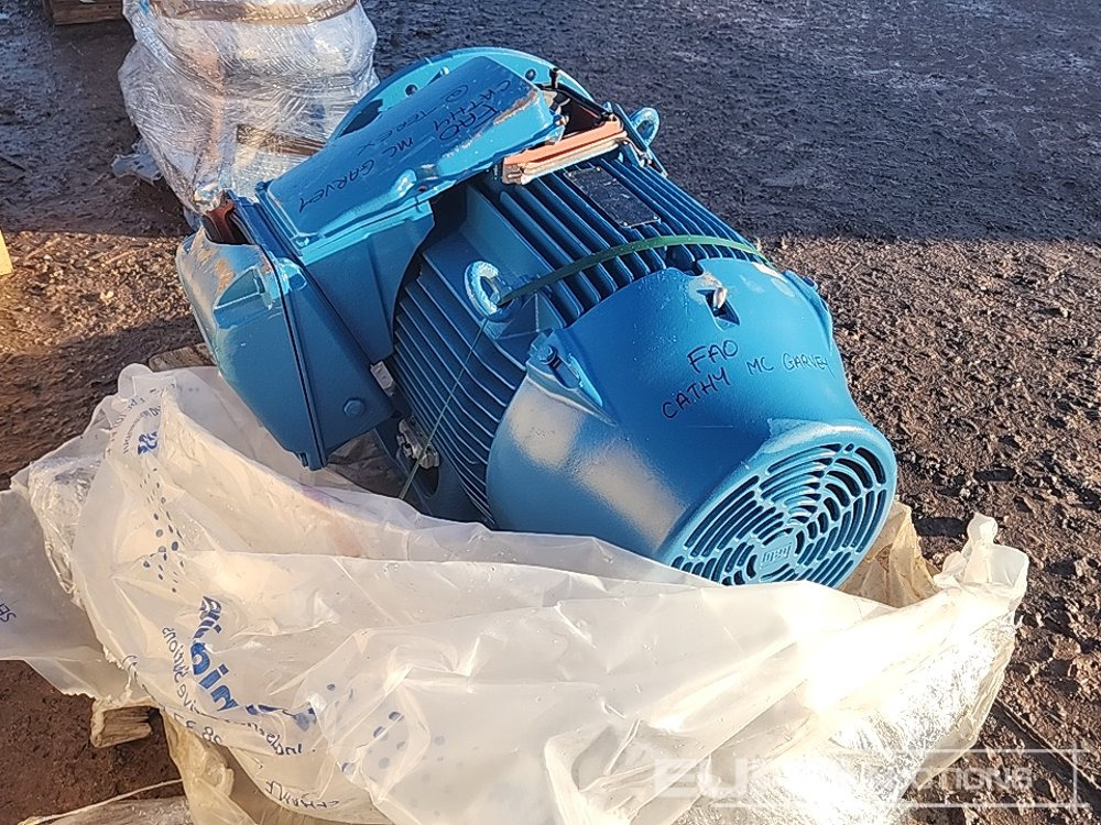 Electric Motor - Sistema elétrico por Máquina de construção: foto 3 Electric Motor - Sistema elétrico por Máquina de construção: foto 3