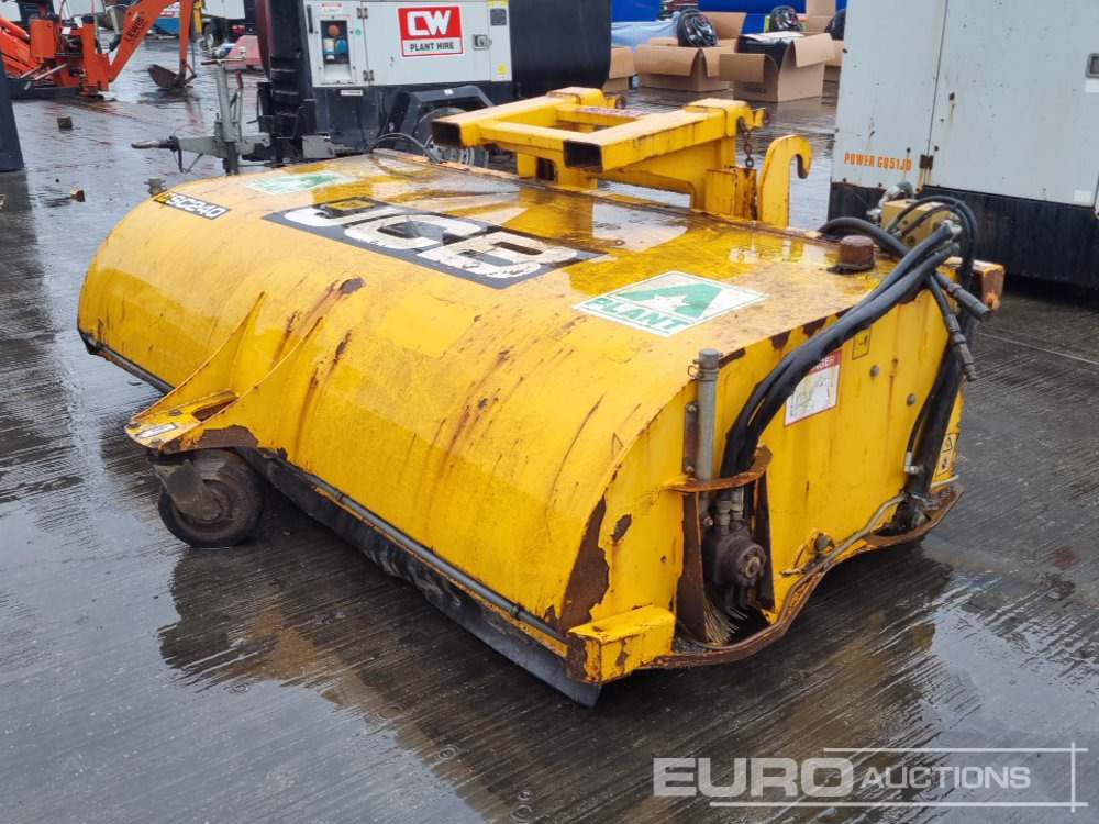 2014 JCB SC240 - Equipamento de movimentação: foto 1 2014 JCB SC240 - Equipamento de movimentação: foto 1