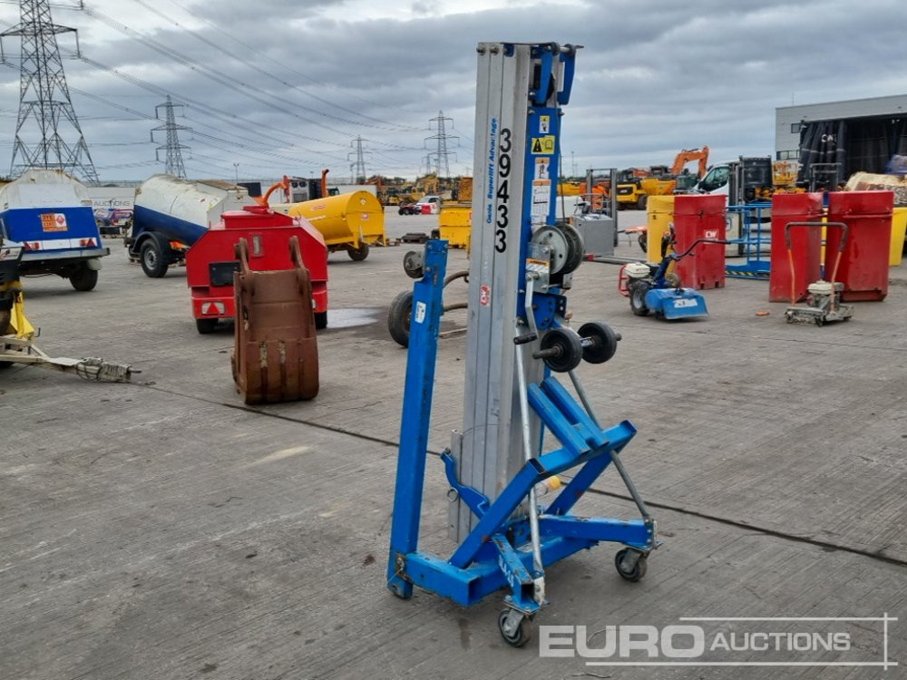 2017 Genie SLA-15 - Equipamento de movimentação: foto 3 2017 Genie SLA-15 - Equipamento de movimentação: foto 3