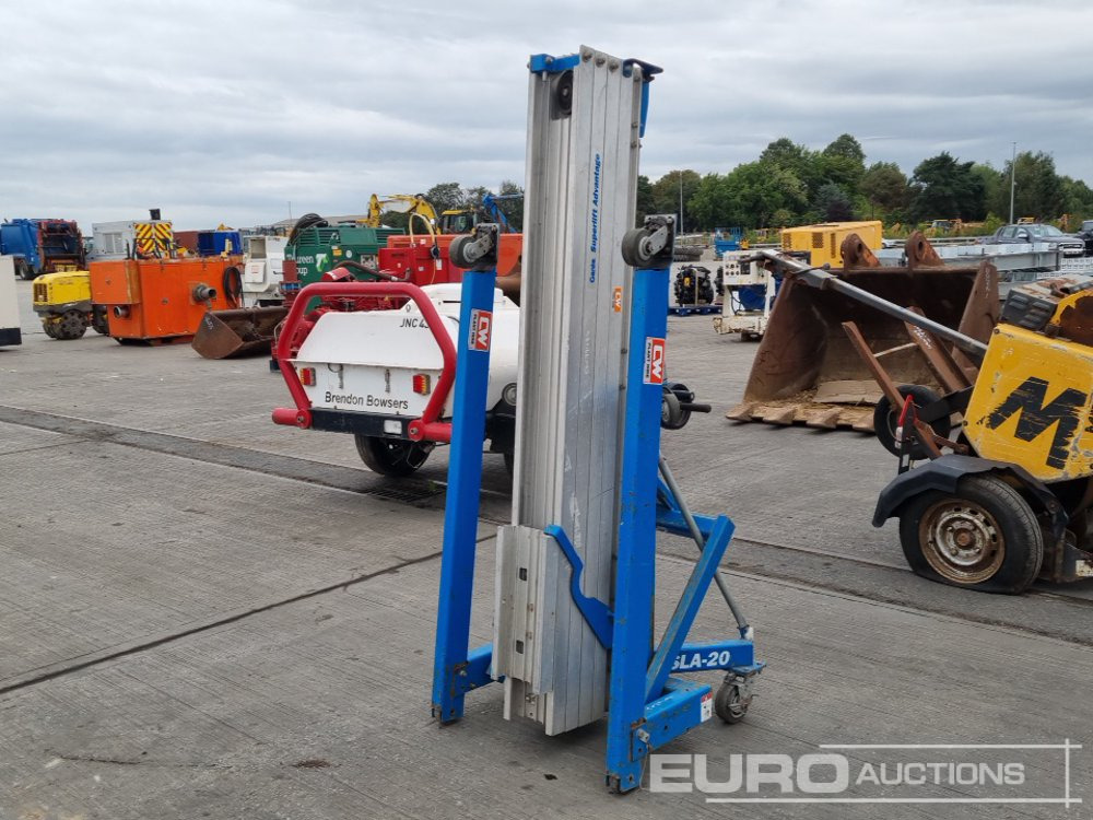 2017 Genie SLA-20 - Equipamento de movimentação: foto 1 2017 Genie SLA-20 - Equipamento de movimentação: foto 1