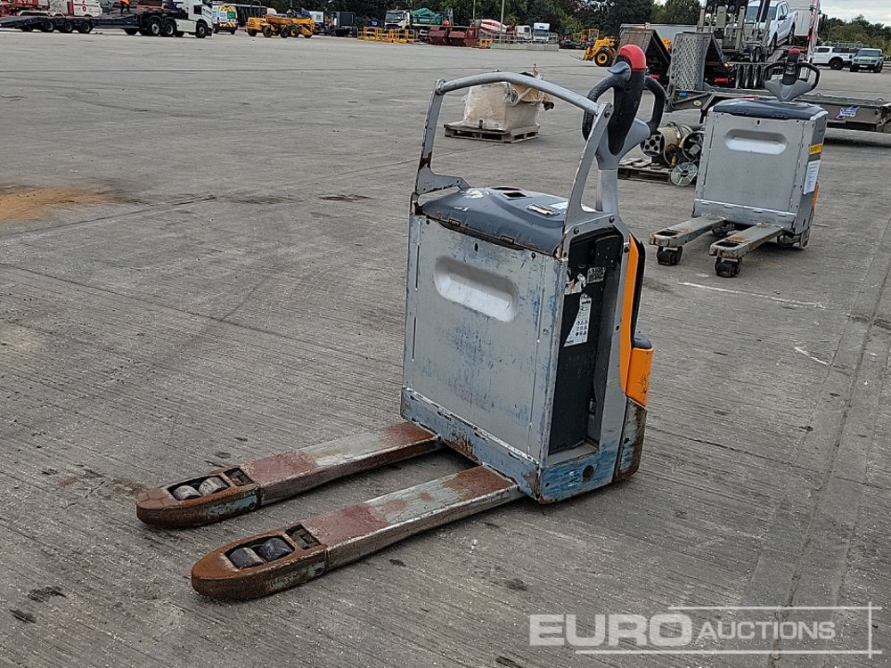 Still Electric Pallet Truck - Equipamento de movimentação: foto 1 Still Electric Pallet Truck - Equipamento de movimentação: foto 1