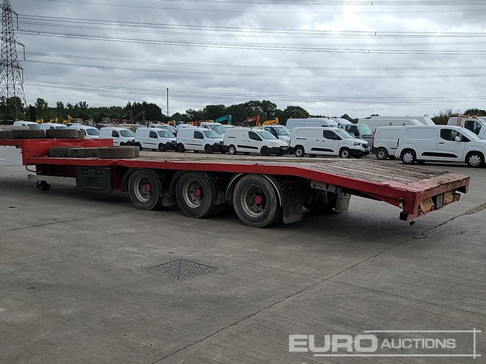 Fruehauf Tri Axle Step Frame Low Loader Trailer - Semi-reboque baixa: foto 3 Fruehauf Tri Axle Step Frame Low Loader Trailer - Semi-reboque baixa: foto 3