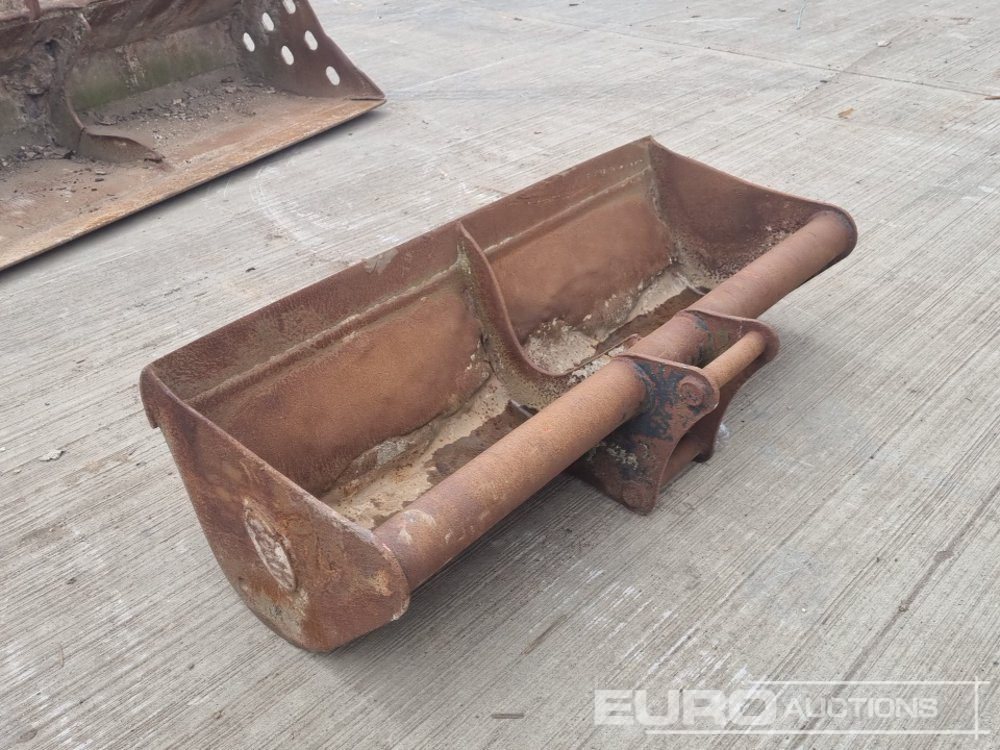 Geith 60" Ditching Bucket 45mm Pin to suit 4-6 Ton Excavator - Balde: foto 3 Geith 60" Ditching Bucket 45mm Pin to suit 4-6 Ton Excavator - Balde: foto 3