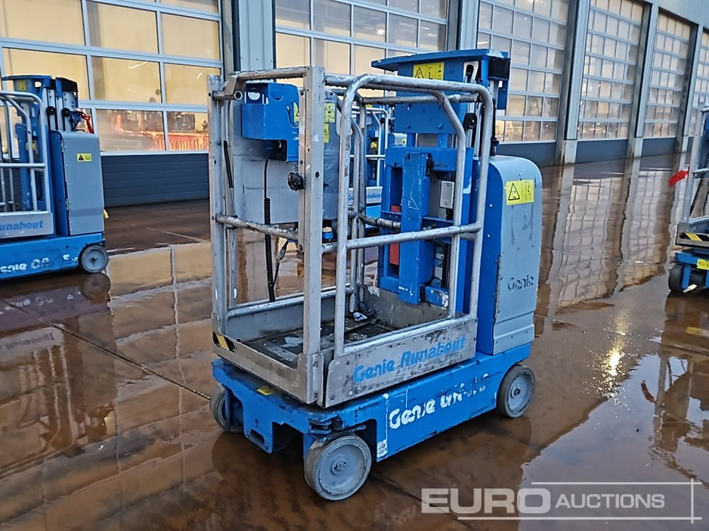 Genie GR-15 - Plataforma de mastro vertical: foto 1 Genie GR-15 - Plataforma de mastro vertical: foto 1