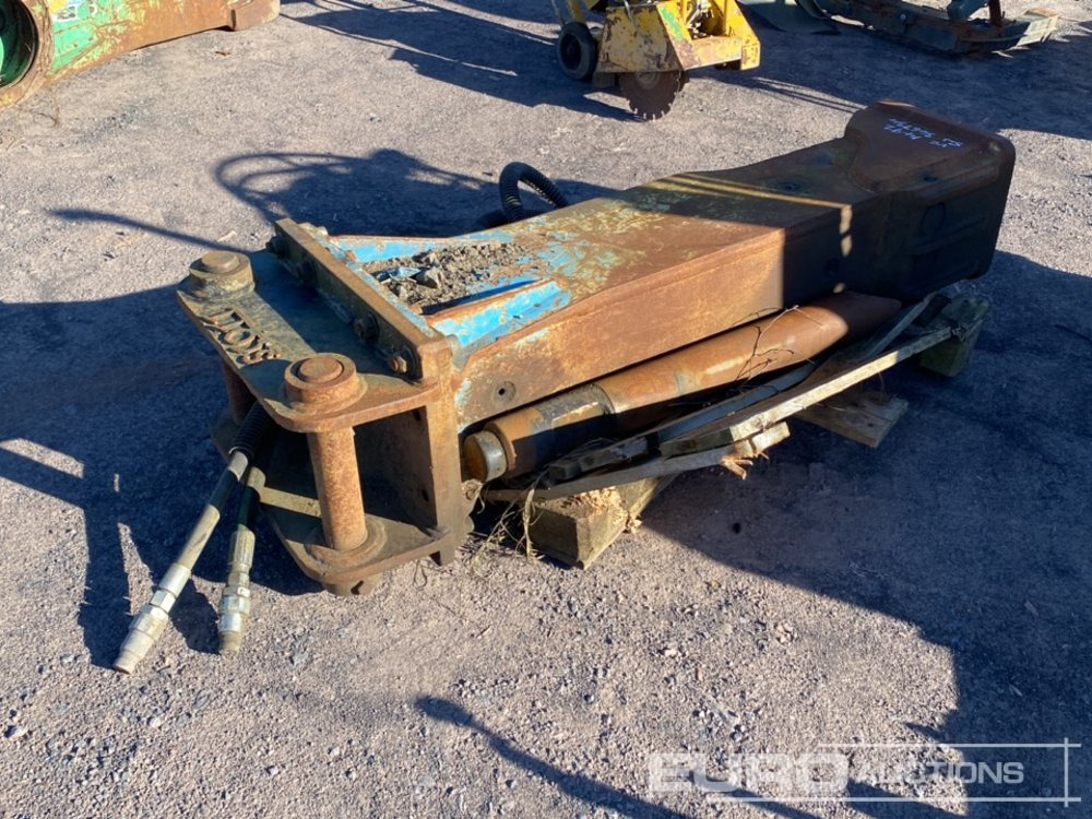 Hydraulic Breaker 65mm Pin to suit 13 Ton Excavator - Martelo hidráulico: foto 4 Hydraulic Breaker 65mm Pin to suit 13 Ton Excavator - Martelo hidráulico: foto 4