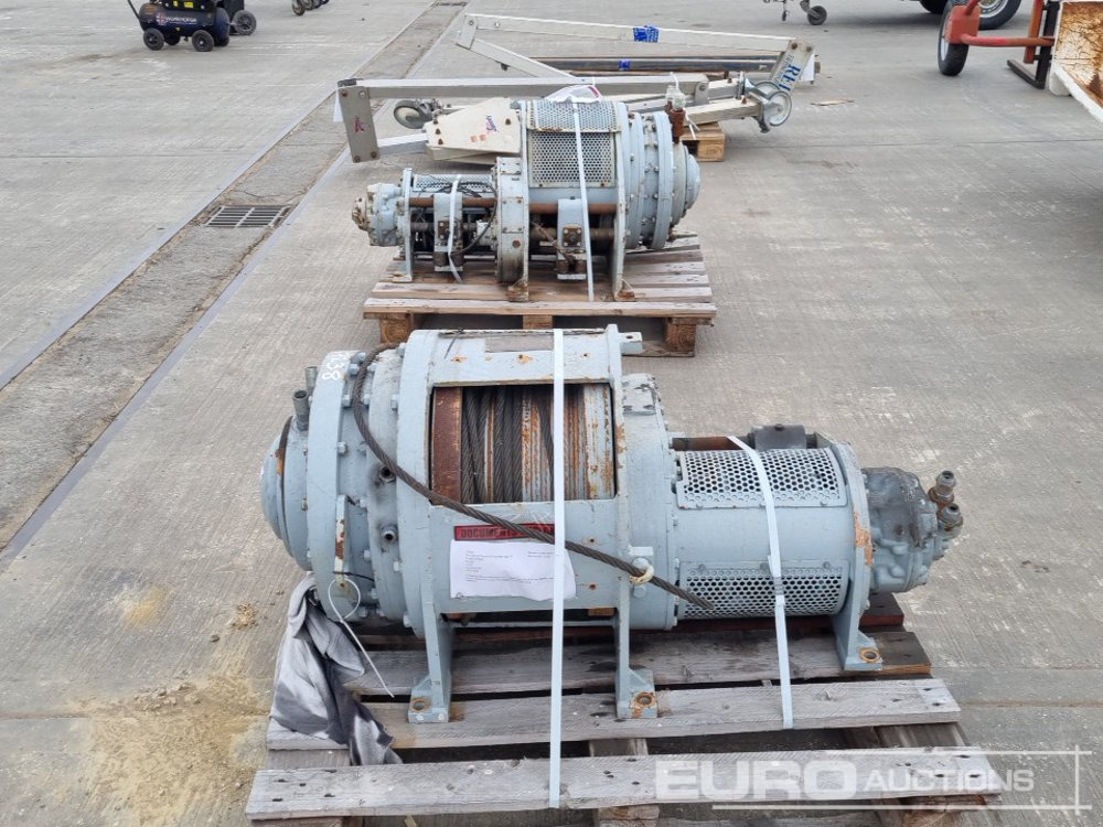 Hydraulic Winch (2 of) - Molinete: foto 4 Hydraulic Winch (2 of) - Molinete: foto 4