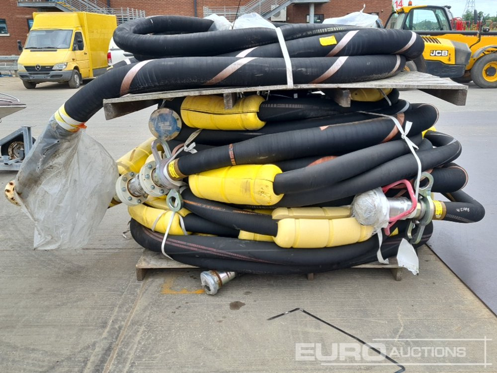 IVG Selection of Various Size Floating Rubber Hoses & Fittings (3 Pallets of), Tension Netting & Ropes System (5 Pallets of) - Equipamento de construção: foto 3 IVG Selection of Various Size Floating Rubber Hoses & Fittings (3 Pallets of), Tension Netting & Ropes System (5 Pallets of) - Equipamento de construção: foto 3