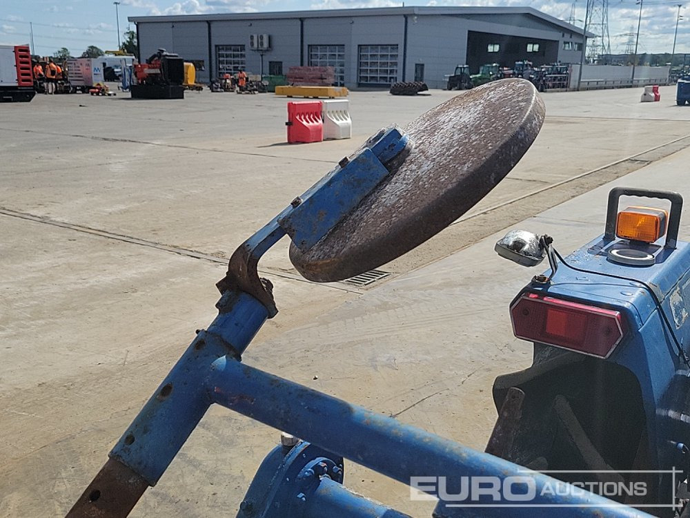 Mini trator Iseki TU2100: foto 16