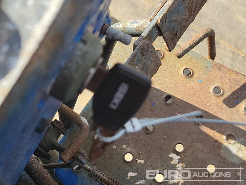 Mini trator Iseki TU2100: foto 40