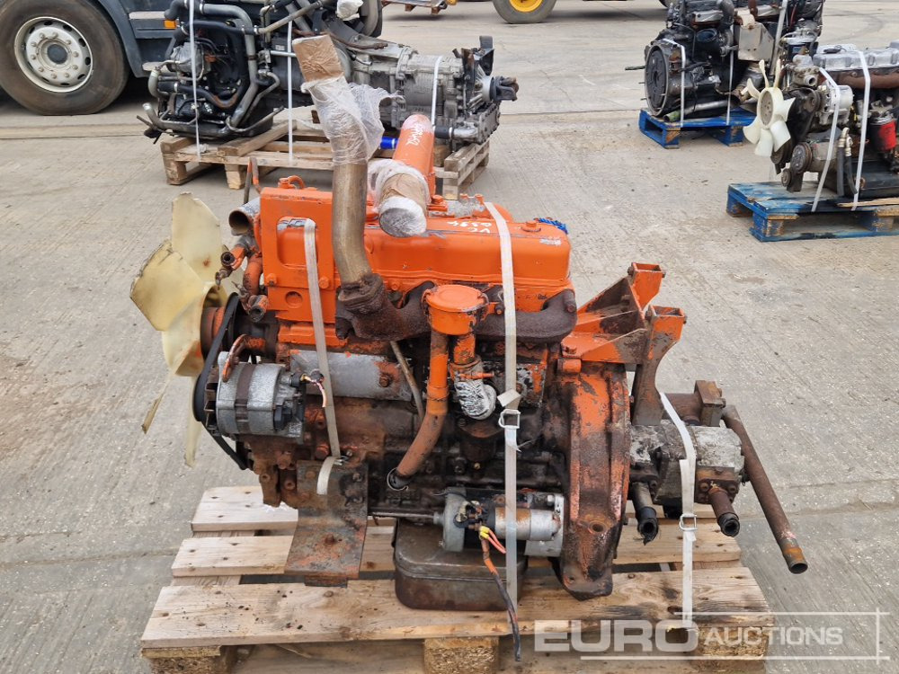 Isuzu 4 Cylinder Engine, Pump - Motor: foto 3 Isuzu 4 Cylinder Engine, Pump - Motor: foto 3