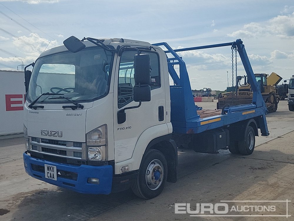 Isuzu F110.210 - Camião multibenne: foto 1 Isuzu F110.210 - Camião multibenne: foto 1