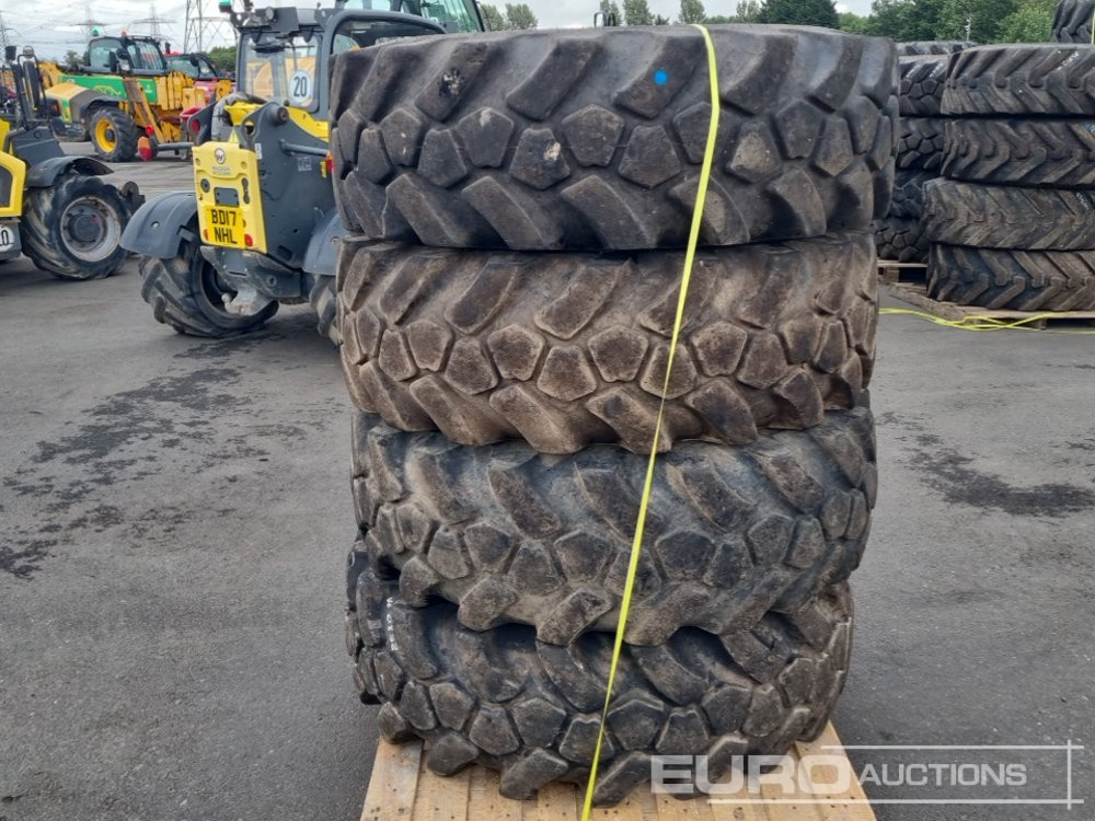 JCB 15.5-25 L-2 Tyre (4 of) - Pneu: foto 2 JCB 15.5-25 L-2 Tyre (4 of) - Pneu: foto 2