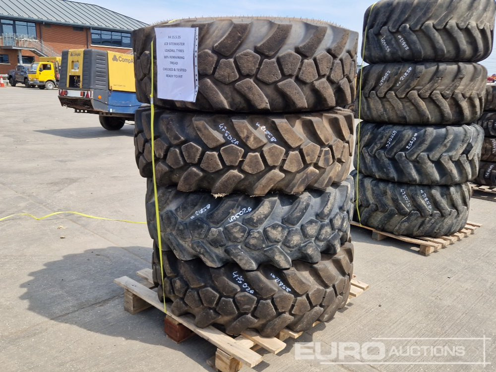 JCB 15.5-25 L-2 Tyre (4 of) - Pneu: foto 2 JCB 15.5-25 L-2 Tyre (4 of) - Pneu: foto 2