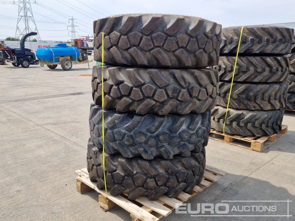 JCB 15.5-25 L-2 Tyre (4 of) - Pneu: foto 4 JCB 15.5-25 L-2 Tyre (4 of) - Pneu: foto 4