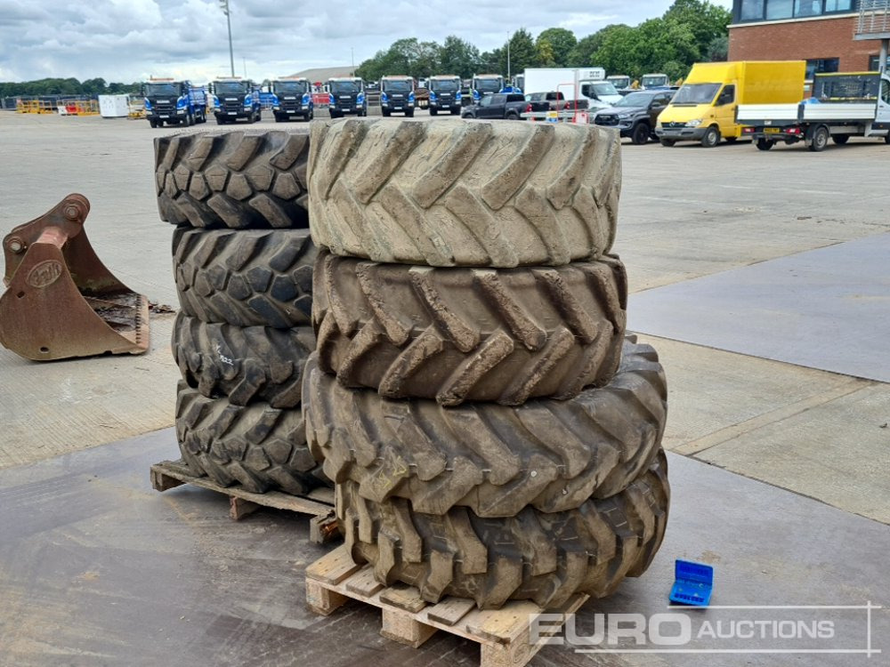 JCB 15.5-25 Tyre (6 of), Alliance 15.5-25 Tyre (2 of), 405/70 R20 Tyre (2 of) - Pneu: foto 5 JCB 15.5-25 Tyre (6 of), Alliance 15.5-25 Tyre (2 of), 405/70 R20 Tyre (2 of) - Pneu: foto 5