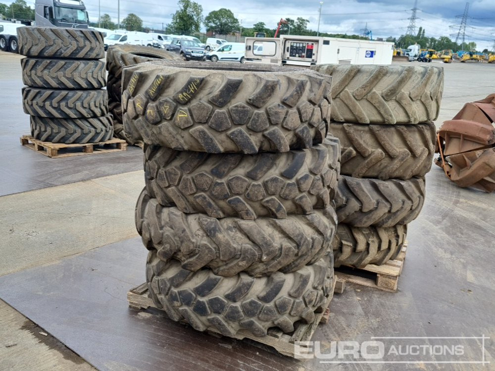 JCB 15.5-25 Tyre (6 of), Alliance 15.5-25 Tyre (2 of), 405/70 R20 Tyre (2 of) - Pneu: foto 3 JCB 15.5-25 Tyre (6 of), Alliance 15.5-25 Tyre (2 of), 405/70 R20 Tyre (2 of) - Pneu: foto 3