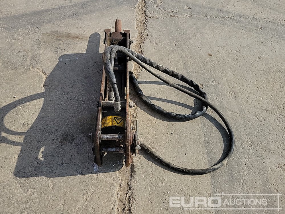 JCB HM100 - Martelo hidráulico: foto 4 JCB HM100 - Martelo hidráulico: foto 4