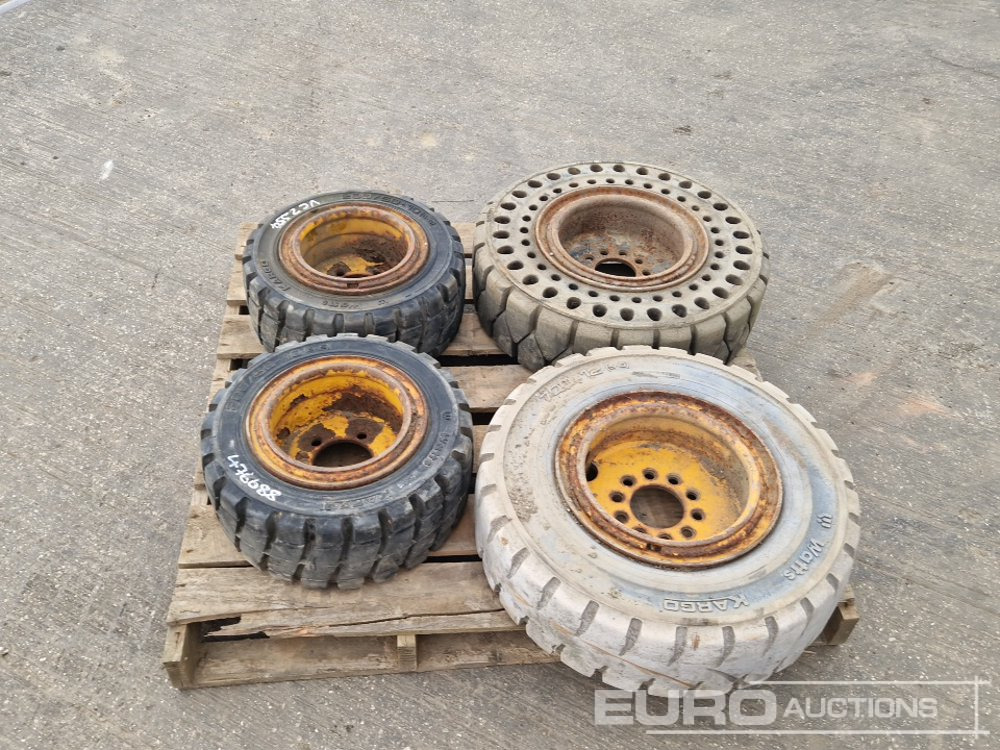 JCB Selection of Tyres to suit Teletruck - Pneu: foto 2 JCB Selection of Tyres to suit Teletruck - Pneu: foto 2